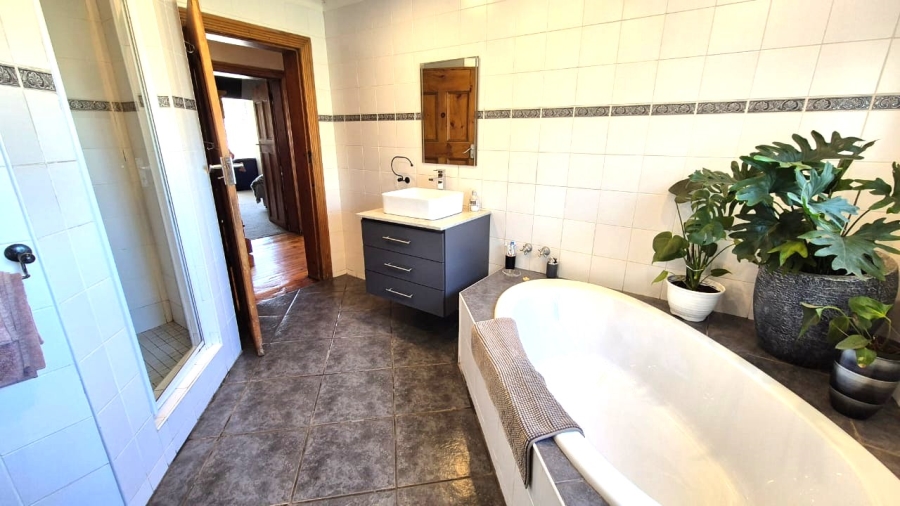 3 Bedroom Property for Sale in Top Town Eastern Cape